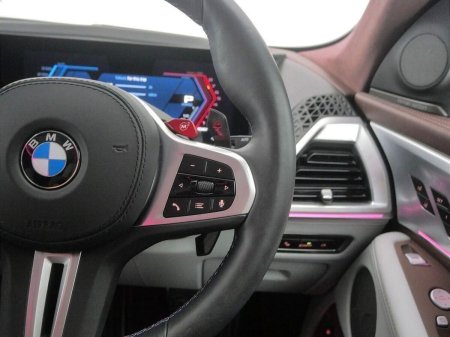 2025 BMW XM - photo 18