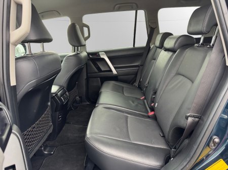 2018 Toyota Land Cruiser - photo 12