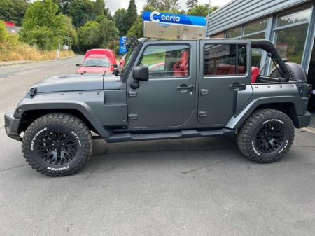 2010 Jeep Wrangler - photo 4