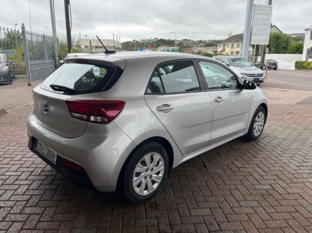 2019 Kia Rio - photo 3