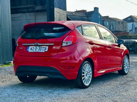 2014 Ford Fiesta - photo 4