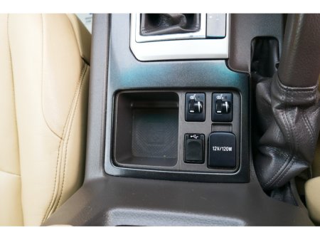 2015 Toyota Land Cruiser - photo 20