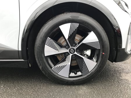 2026 Renault Megane E-Tech - photo 5