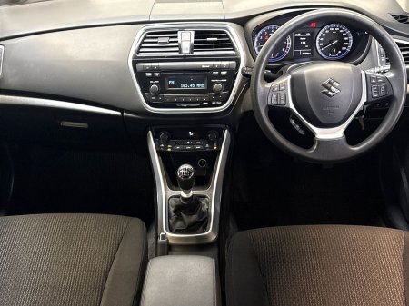 2021 Suzuki SX4 - photo 2