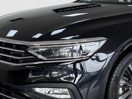 2021 Volkswagen Passat - photo 9