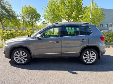 2016 Volkswagen Tiguan - photo 2
