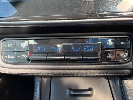 2018 Toyota Corolla - photo 25