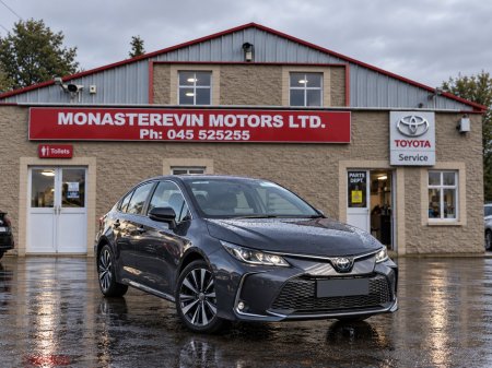 2026 Toyota Corolla SALOON LUNA SPORT 4DR
