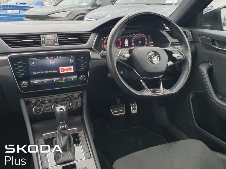 2024 Skoda Superb - photo 2