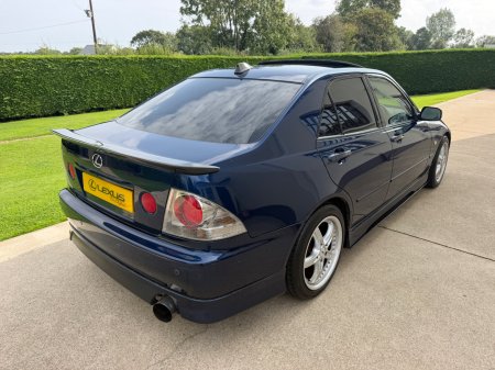 2005 Lexus IS - photo 17
