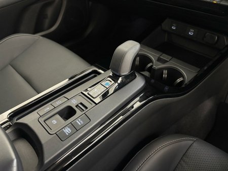 2023 Toyota Prius - photo 17