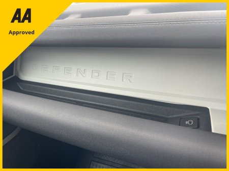 2023 Land Rover Defender - photo 5