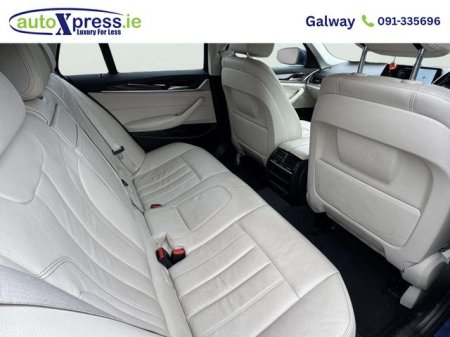 2018 BMW 5-Series - photo 2