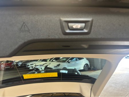 2023 BMW 5-Series - photo 4