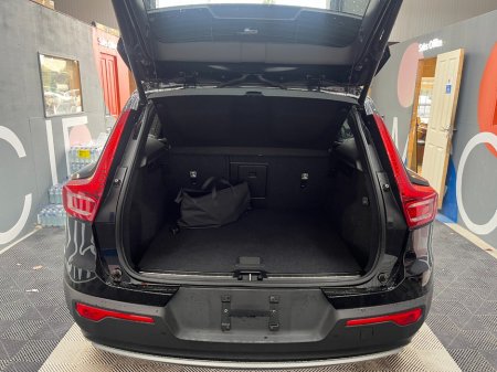 2021 Volvo XC40 - photo 7