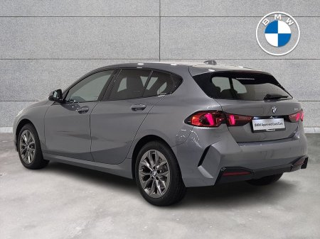 2026 BMW 1-Series - photo 2