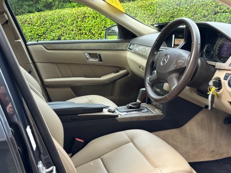 2011 Mercedes-Benz E-Class - photo 7
