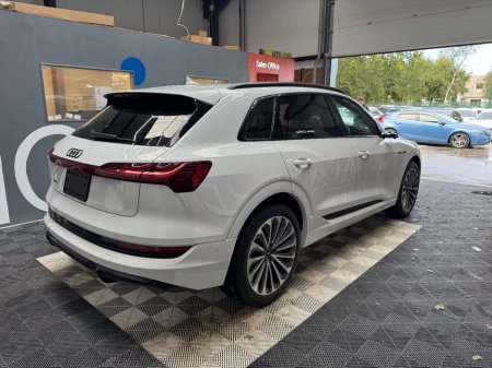 2023 Audi e-tron - photo 3