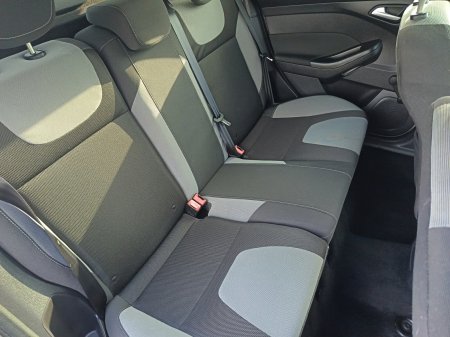 2014 Ford Focus - photo 16