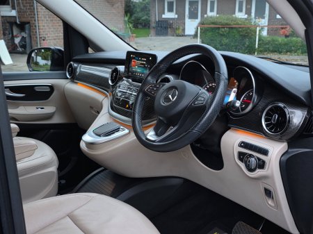 2023 Mercedes-Benz V-Class - photo 17