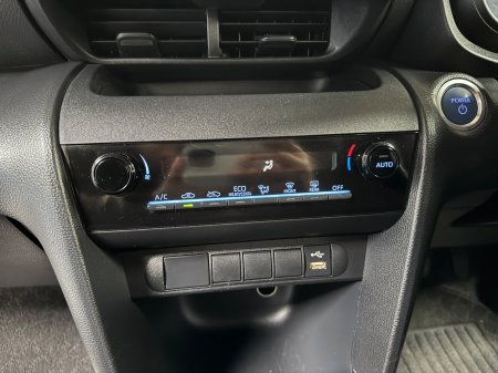 2023 Toyota Yaris Cross - photo 11