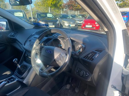 2017 Ford Kuga - photo 13