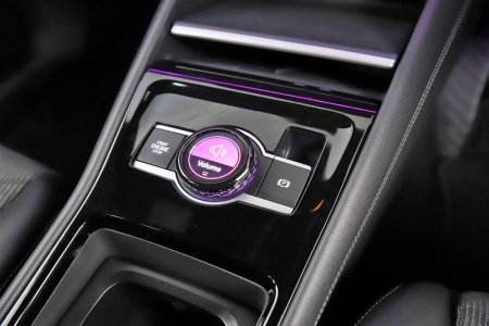 2025 Volkswagen Tiguan - photo 23