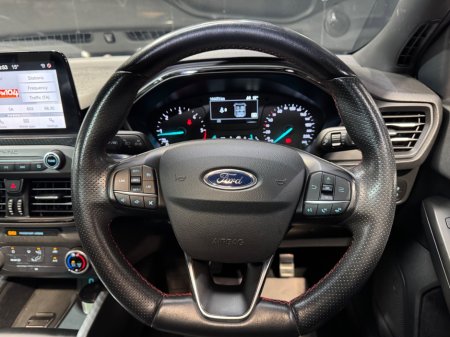 2019 Ford Focus - photo 14