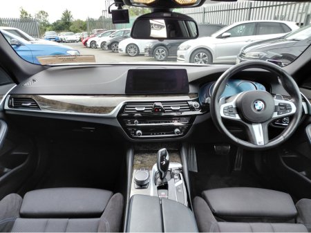 2017 BMW 5-Series - photo 12