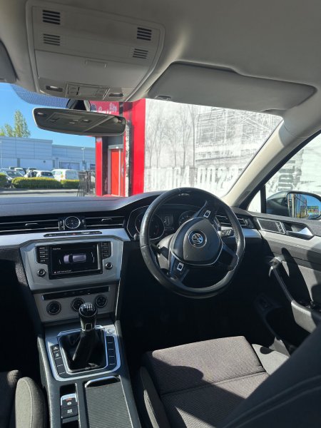 2015 Volkswagen Passat - photo 17