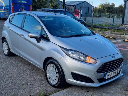 2013 Ford Fiesta - photo 4