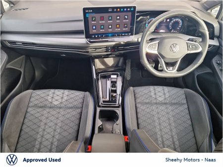 2024 Volkswagen Golf - photo 2