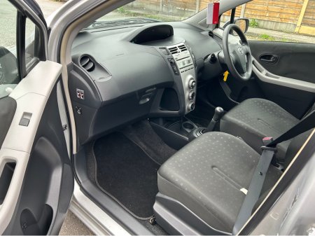 2007 Toyota Yaris - photo 13