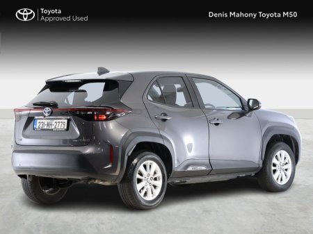 2023 Toyota Yaris Cross - photo 2