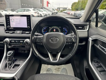 2020 Toyota RAV4 - photo 9