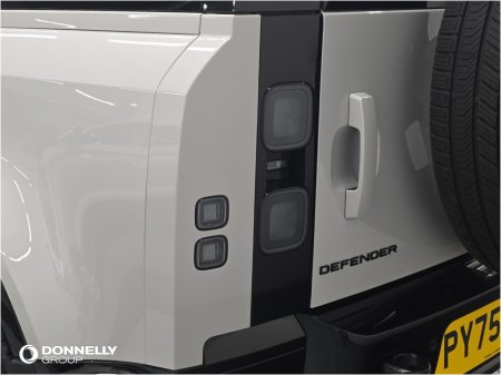 2026 Land Rover Defender - photo 19