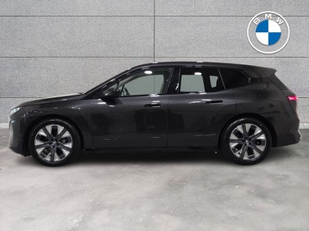 2025 BMW iX - photo 3