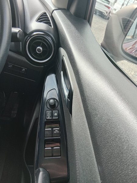 2017 Mazda Demio - photo 14