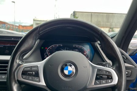 2023 BMW 1-Series - photo 12