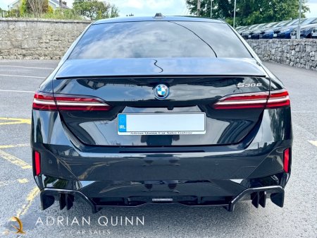 2024 BMW 5-Series - photo 8