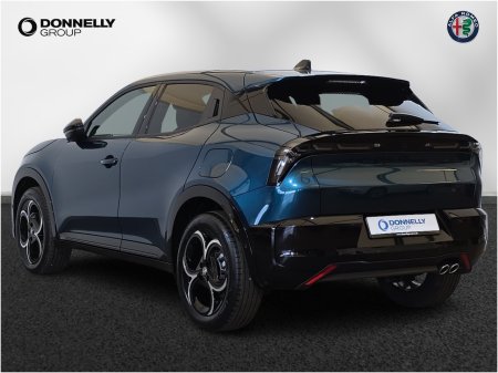2026 Alfa Romeo Junior - photo 2