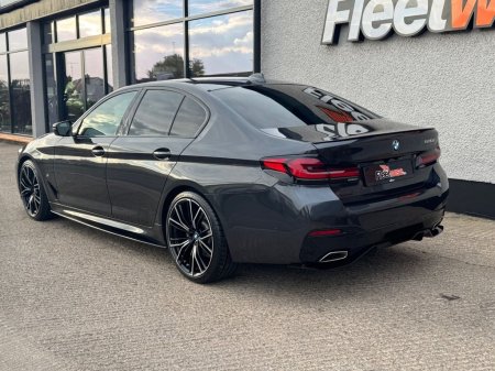 2021 BMW 5-Series - photo 5