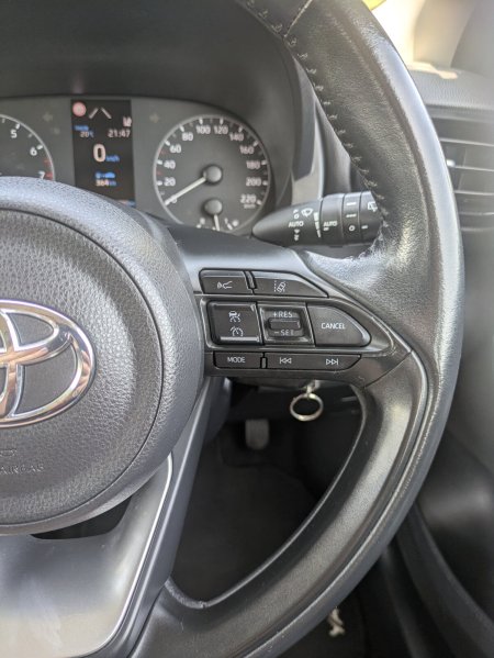 2022 Toyota Yaris - photo 24