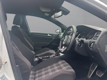 2014 Volkswagen Golf - photo 10