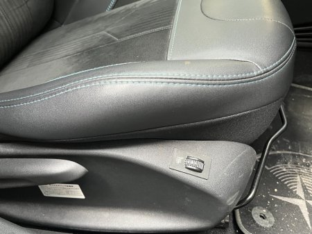 2020 Peugeot 2008 - photo 13