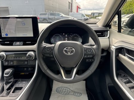 2024 Toyota RAV4 - photo 9