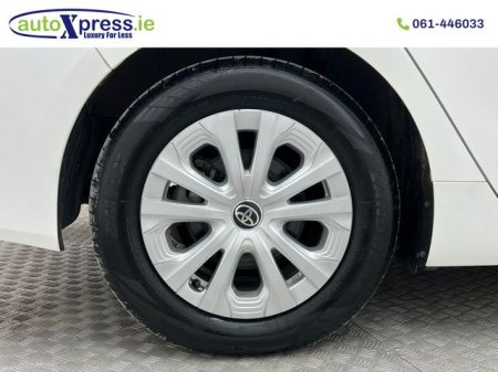 2021 Toyota Prius - photo 25