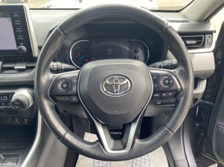 2019 Toyota RAV4 - photo 13