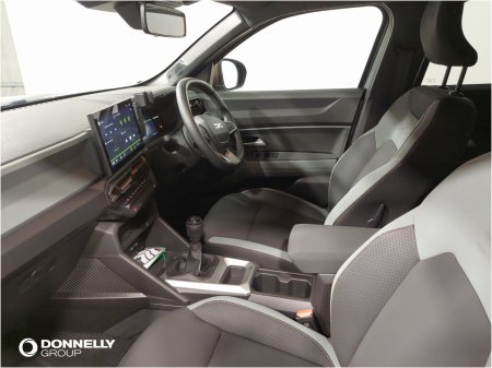 2025 Dacia Duster - photo 10
