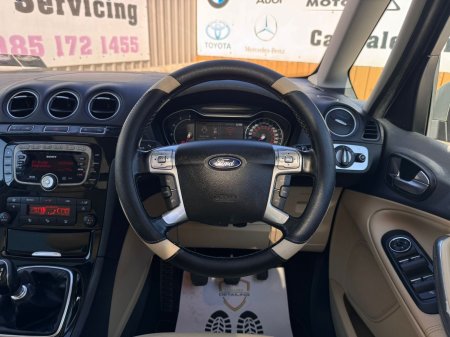 2012 Ford Galaxy - photo 13
